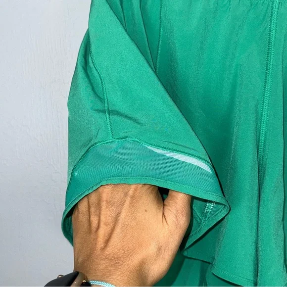 Lululemon Athletica Hotty Hot High-Rise Lined Short 4" Women’s 6 Green - Picture 2 of 7